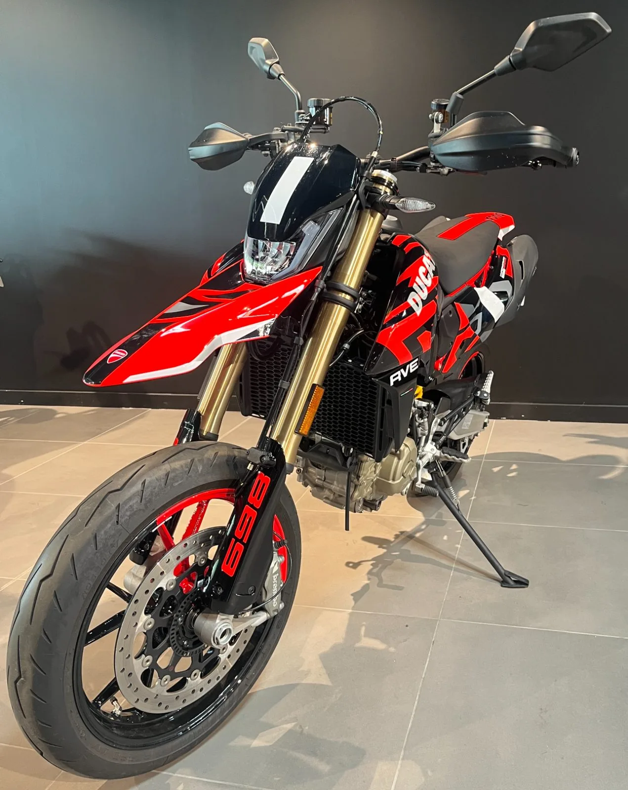 BSA Hypermotard 698 Mono RVE d'occasion
