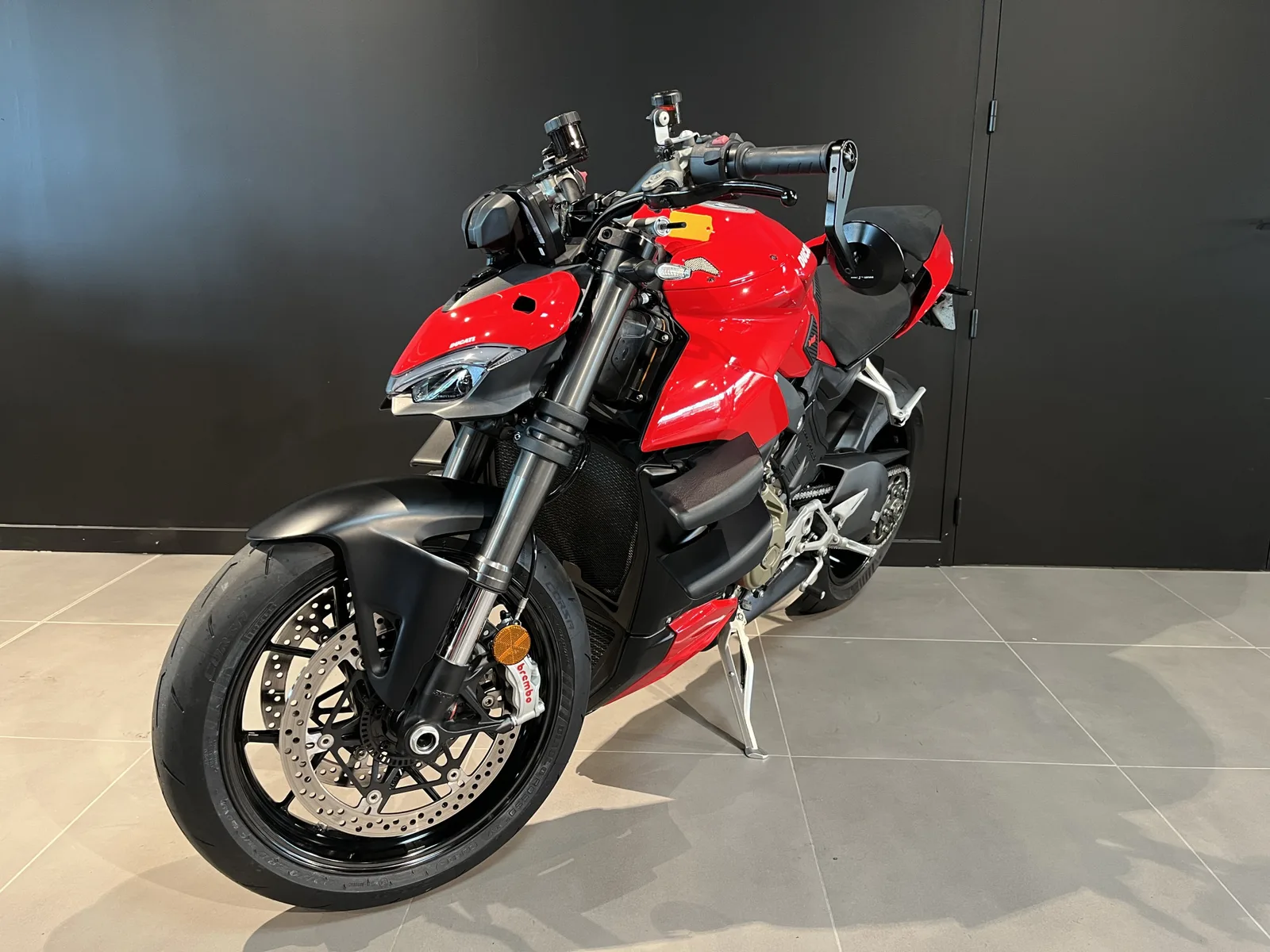 BSA Streetfighter V4 d'occasion