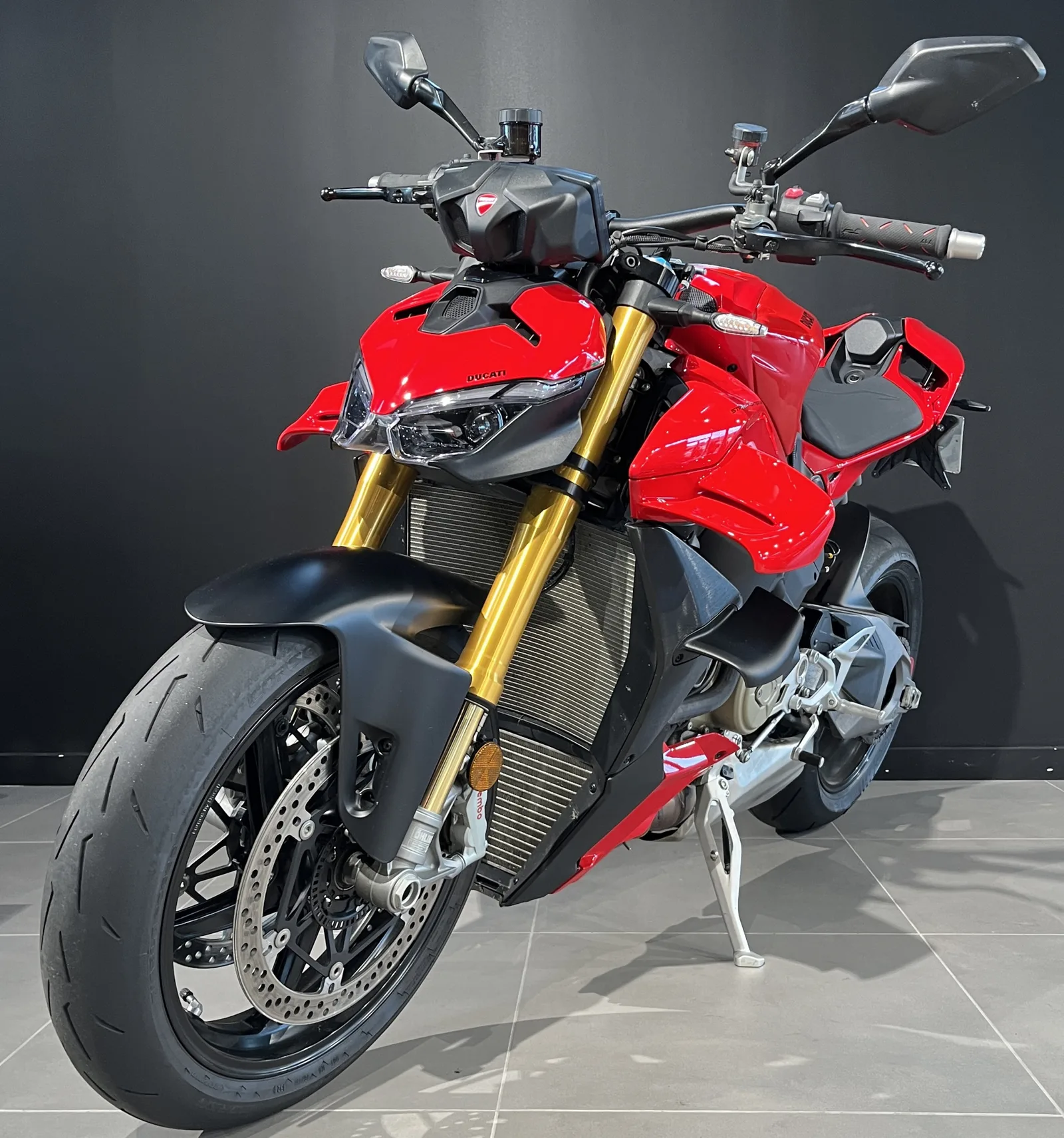 BSA Streetfighter V4 S Red d'occasion