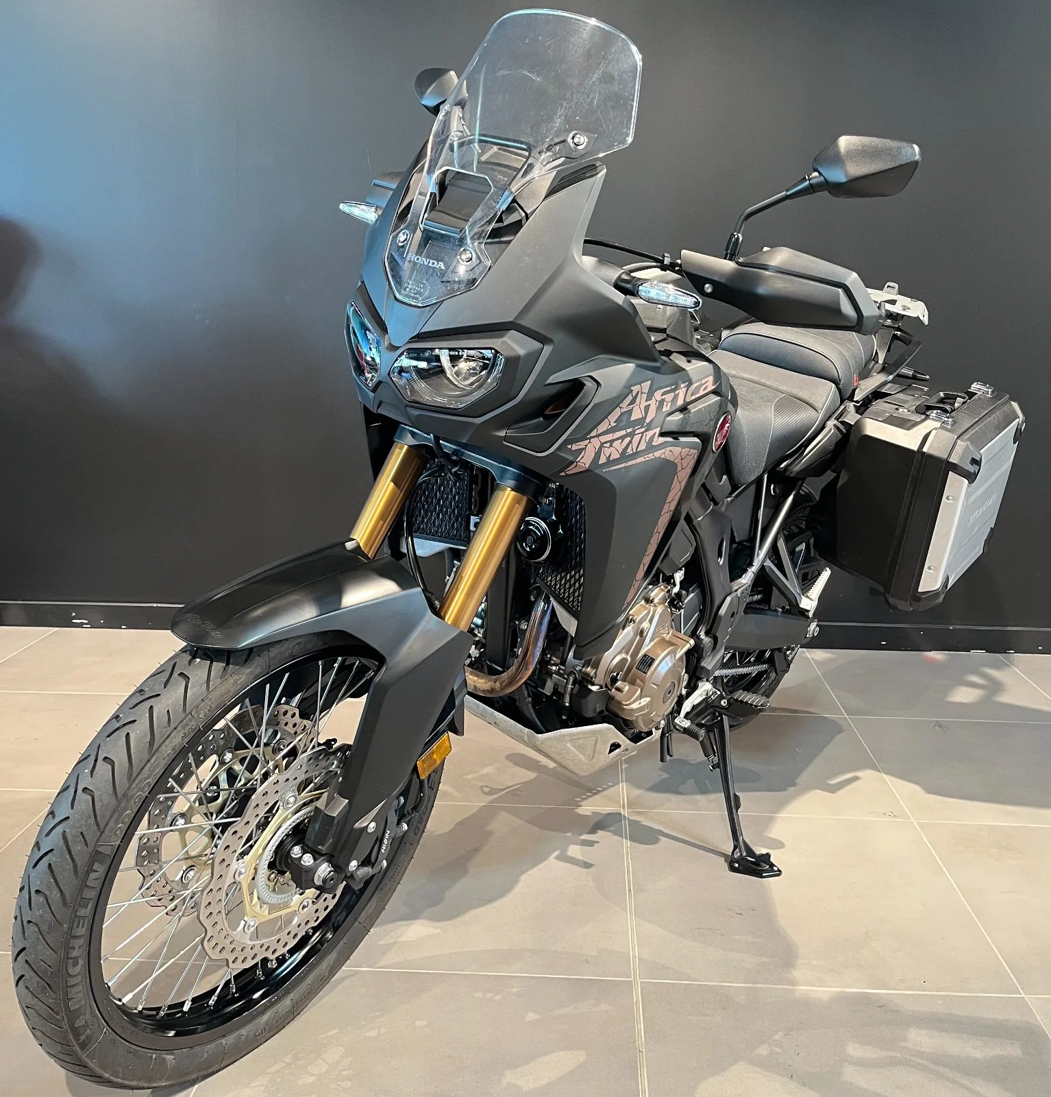 BSA Africa Twin CRF 1000D d'occasion